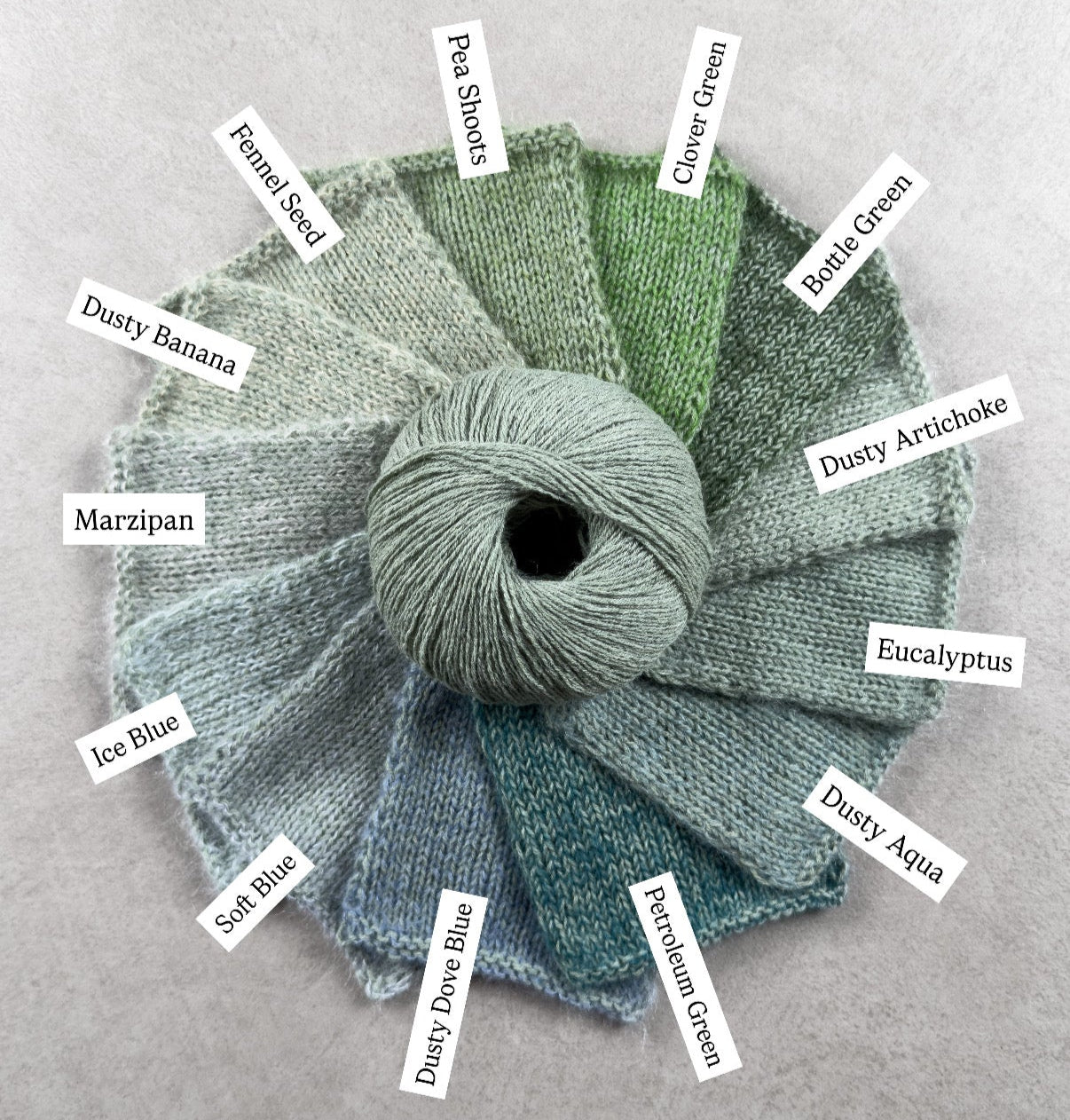 Eucalyptus rengi ipeksi Merino yünü, huzurlu şıklık ve yumuşacık kalite sunar.