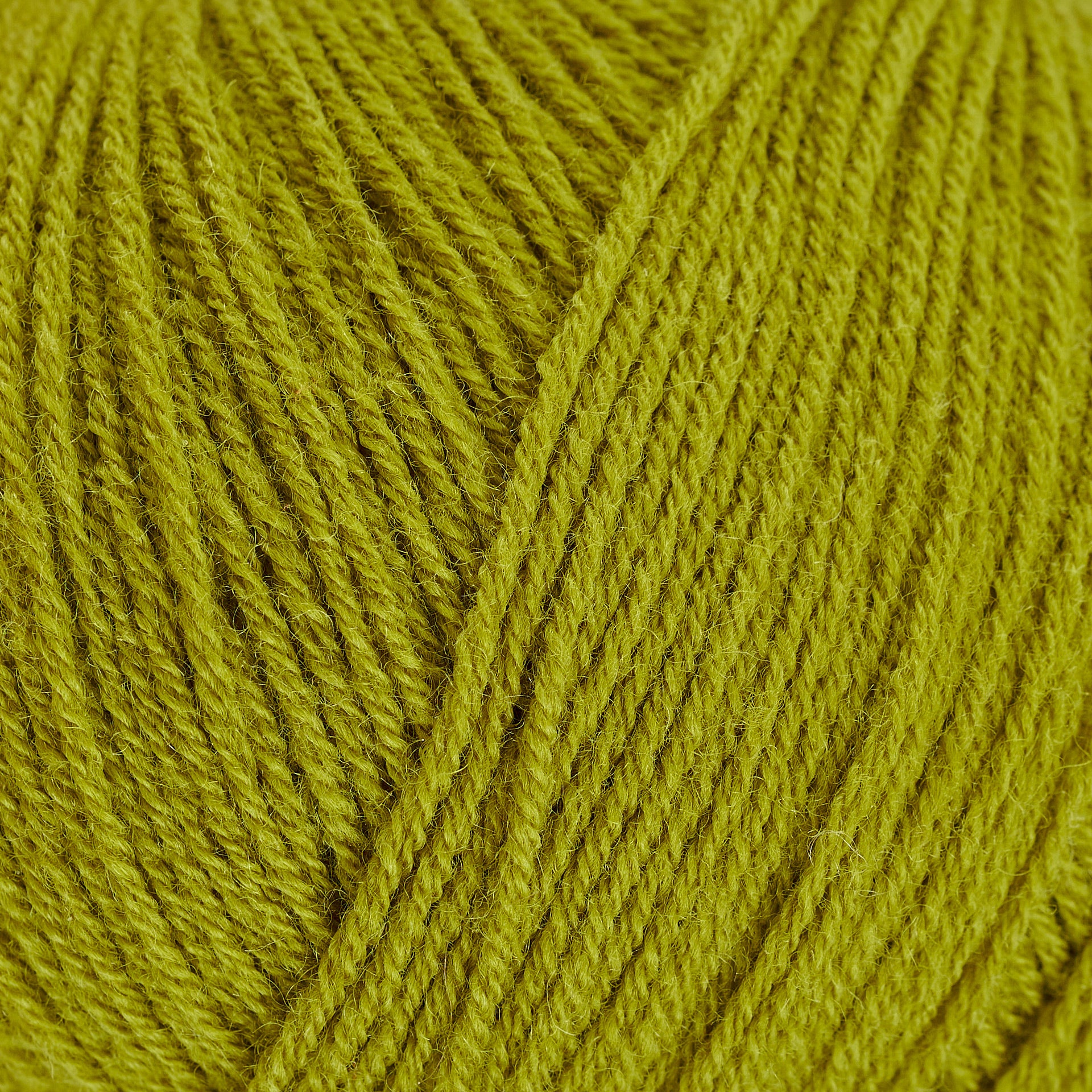 Knitting for Olive Merino Green Woodpecker ile yumuşak, dayanıklı ve doğal tonlarda örgüler örün.
