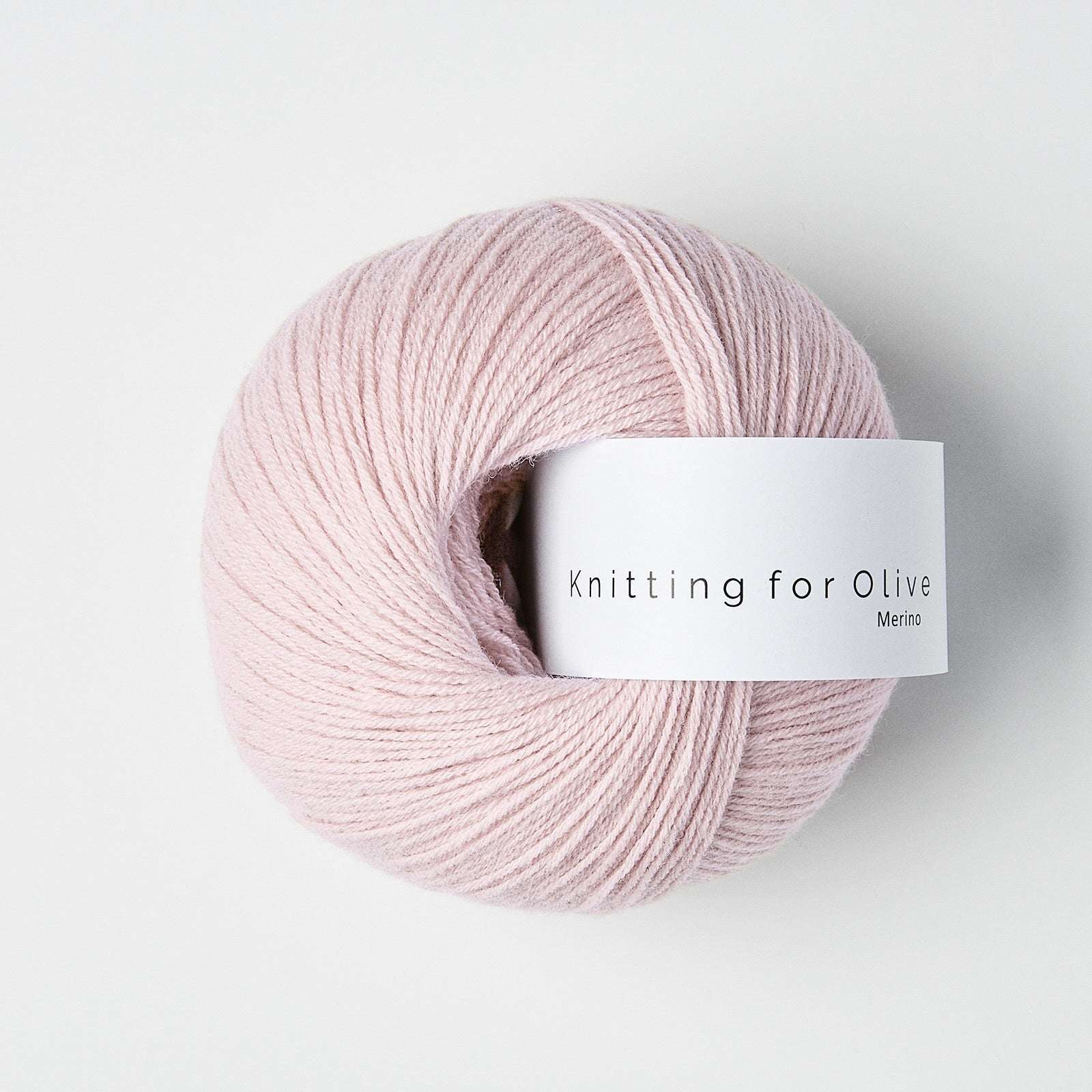 Knitting for Olive Merino Soft Rose ile yumuşak ve zarif örgüler yaratın.