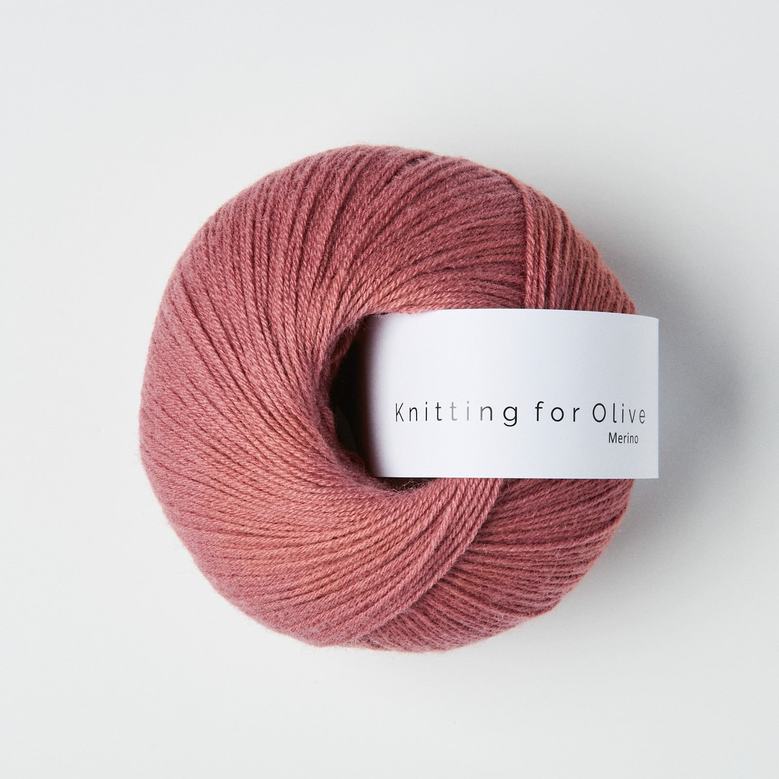 Knitting for Olive Merino Wild Berries ile yumuşak, doğal pembe örgüler yaratın.