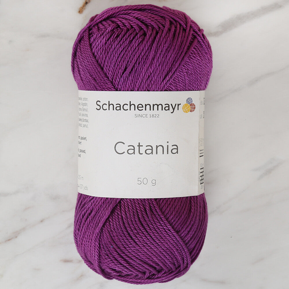 Schachenmayr Catania 50gr mor el örgü ipi, amigurumi ve dantel projeleriniz için canlı, solmaz renkli yumuşak bir seçenek.