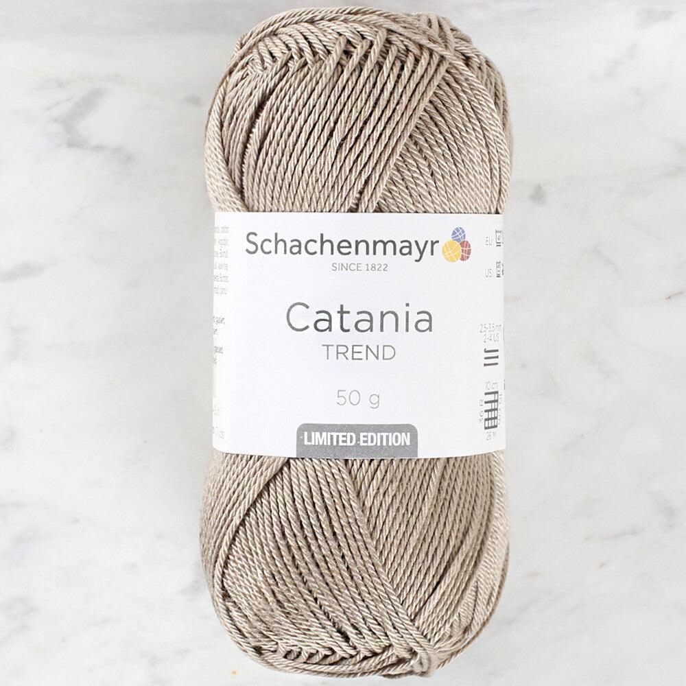 Schachenmayr Catania Trend 50gr küf yeşili el örgü ipi, doğal zarafet ve dayanıklı yapı sunar.
