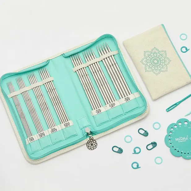 KNITPRO THE MINDFUL 15 cm çorap şişi seti GRATEFUL ile ergonomik ve huzurlu örgü deneyimi.