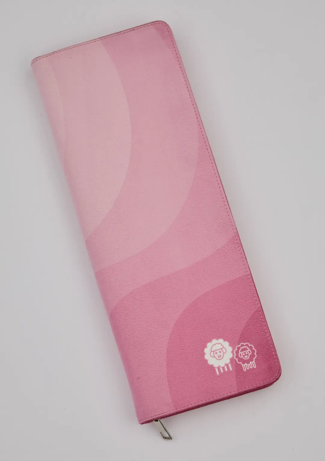 KNITPRO DREAMZ 35 cm örgü şiş seti ile hafif ve kaymaz yüzey sayesinde pürüzsüz örgü deneyimi.
