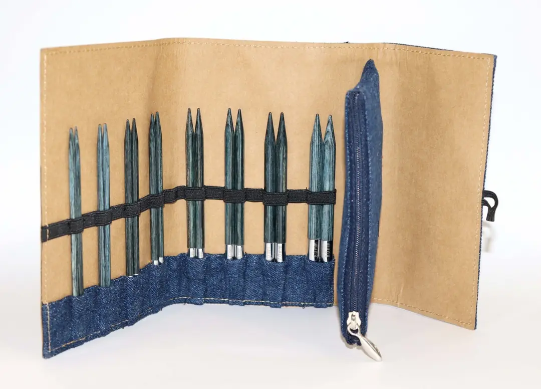KNITPRO INDIGO WOOD 13 cm değiştirilebilir misinalı şiş seti doğal ahşap konforuyla kusursuz örgü deneyimi sunar.